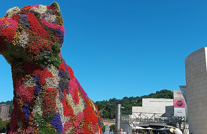 Guggenheim Bilbao: A Pinnacle of Contemporary Art and Design